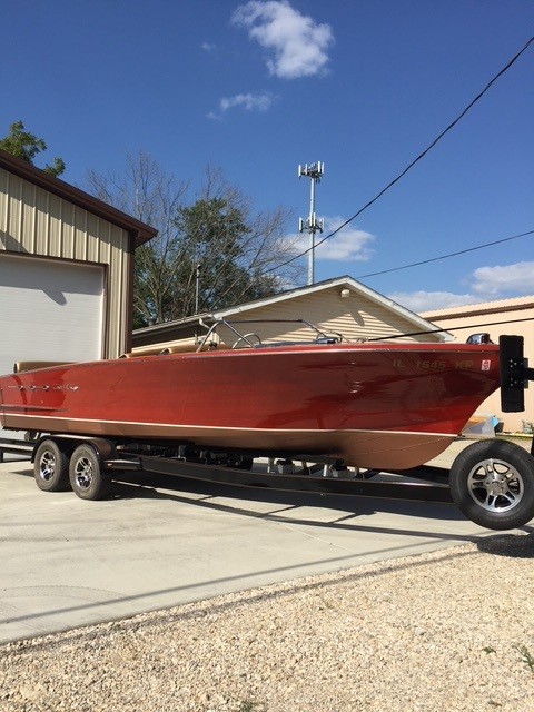 1957 26′ Chris Craft Continental