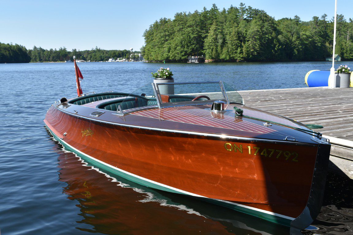 2009 24′ Hacker Craft 24RE