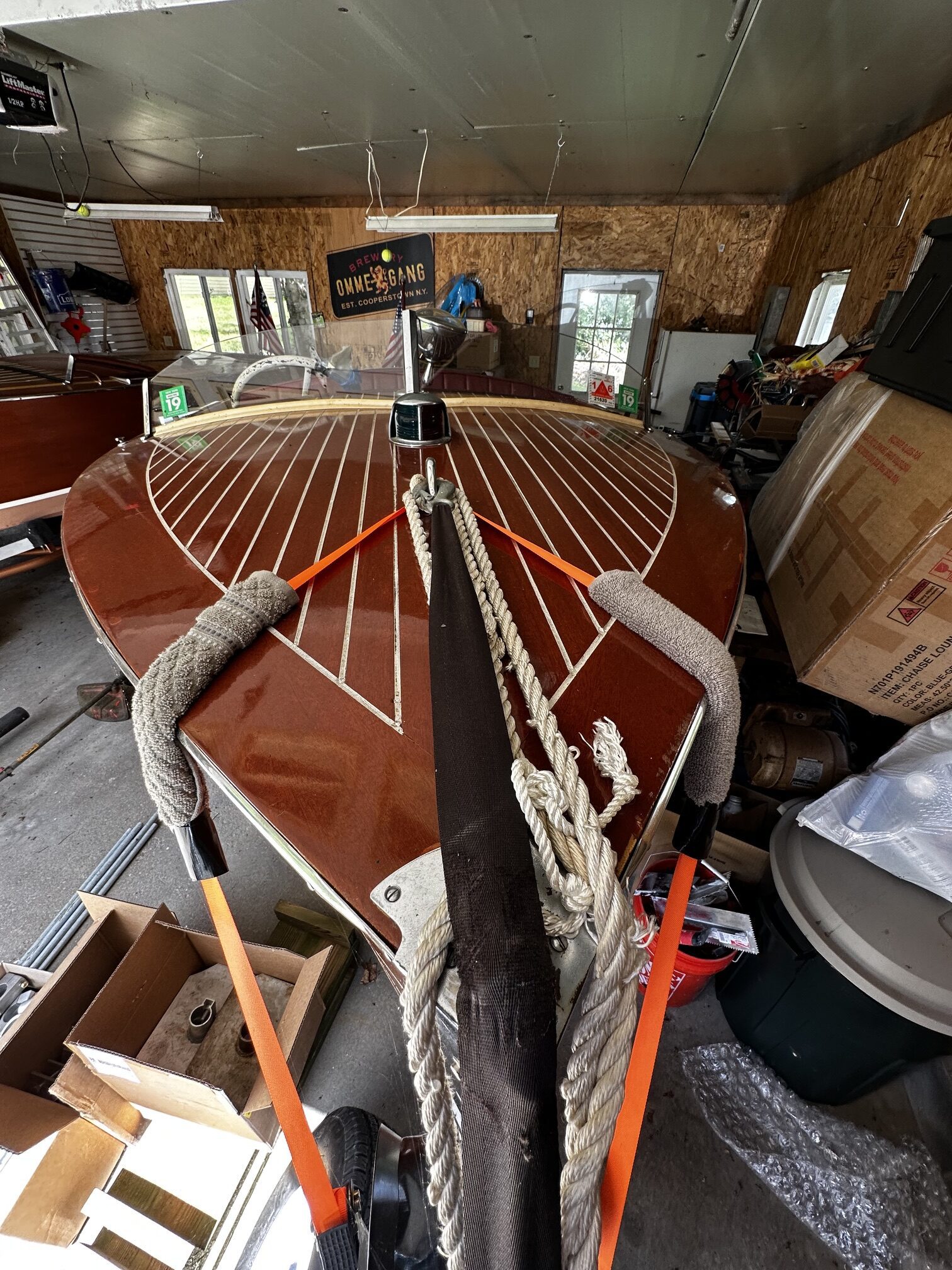 1939 17 Chris Craft Deluxe Runabout