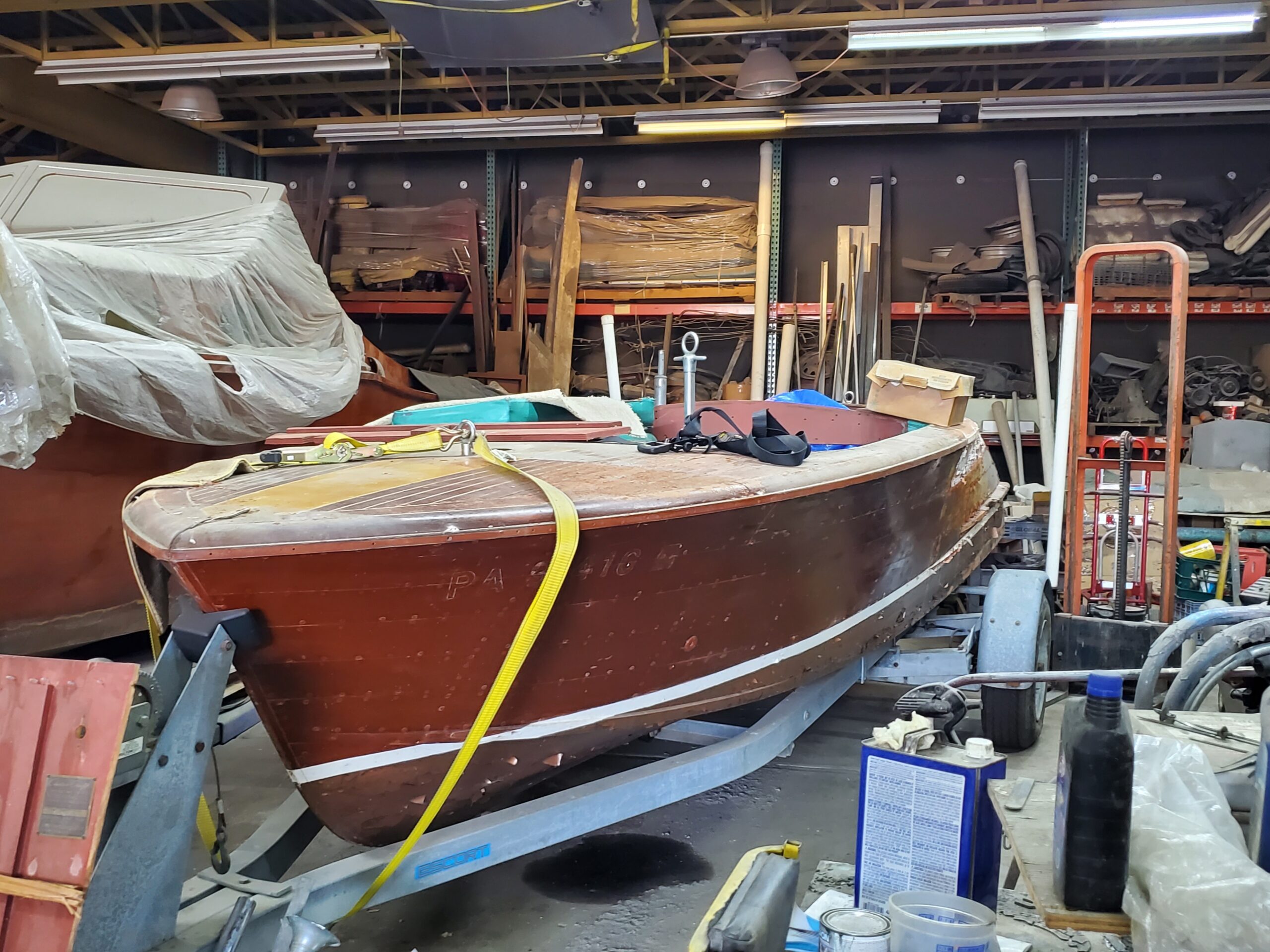 1961 18′ Chris Craft Capri