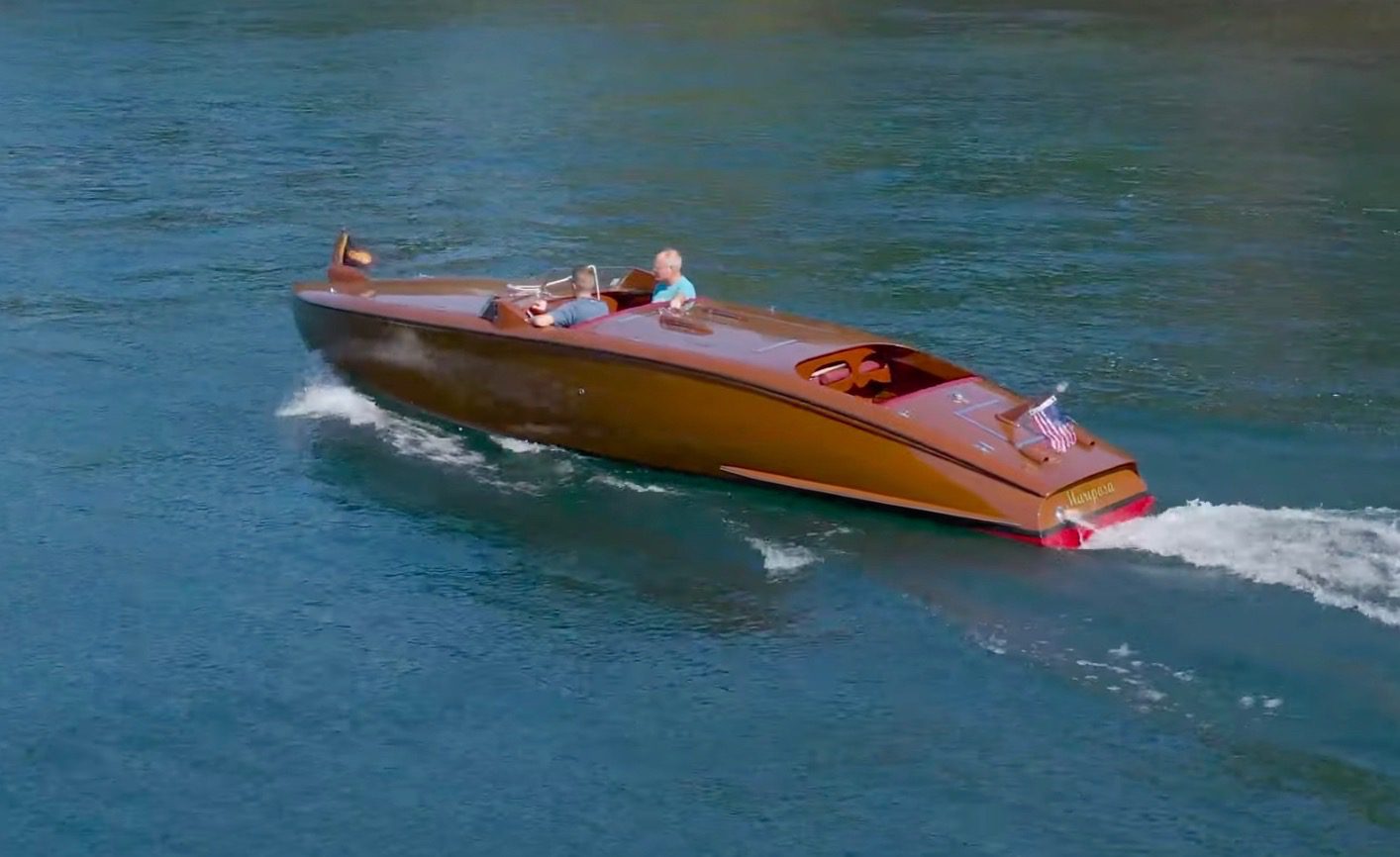 1946 26′ Hunter Streamliner